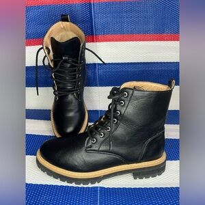 ✨🎉 OASIS SOCIETY Almond Leather Lace Up Black Combat Ankle Boots Women’s Size 6